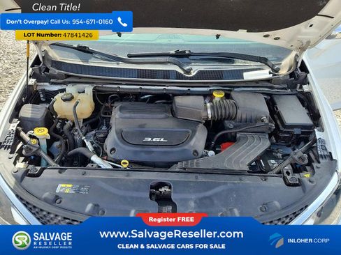 Used 2017 Chrysler Pacifica Limited image 16