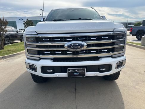 Used 2024 Ford F250 Platinum w/ Tremor Off-Road Package AWD/4WD image 7
