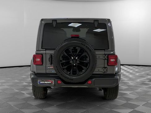 Used 2025 Jeep Wrangler Unlimited Sahara w/ Safety Group AWD/4WD image 4