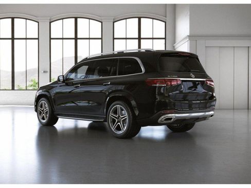 Certified 2022 Mercedes-Benz GLS 450 4MATIC image 29