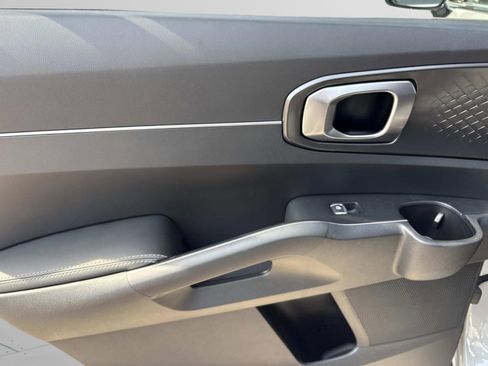 New 2026 Kia Sorento S FWD image 18
