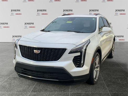 Used 2019 Cadillac XT4 Sport w/ Cold Weather Package image 4