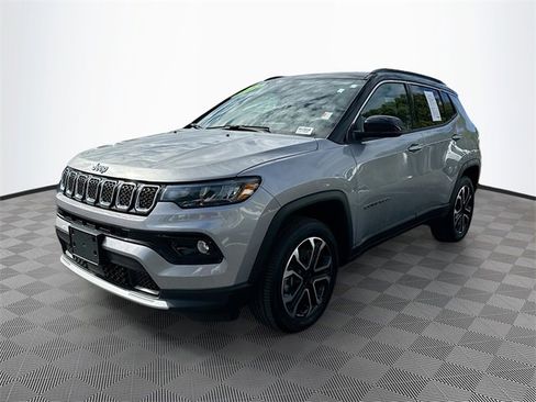 Certified 2023 Jeep Compass Limited w/ Sun and Sound Group image 3