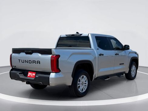 Used 2026 Toyota Tundra SR5 w/ SR5 Convenience Package AWD/4WD image 6