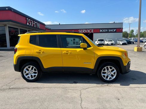 Used 2018 Jeep Renegade Latitude w/ Trailer Tow Group image 4