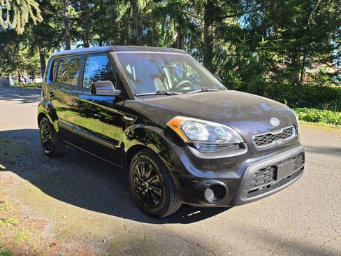 Used 2012 Kia Soul FWD image 8
