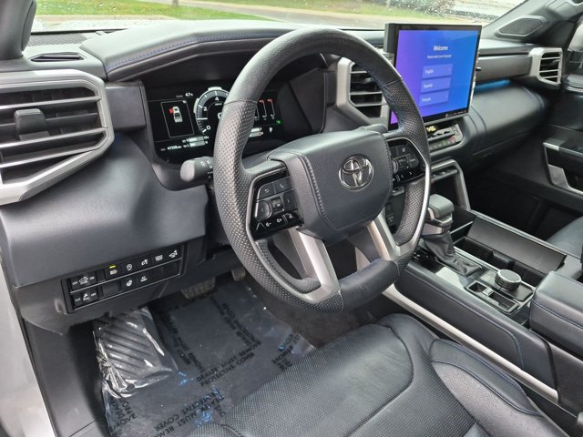 Used 2022 Toyota Tundra Platinum w/ Advanced Package AWD/4WD image 9