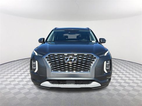 Used 2021 Hyundai Palisade Limited image 2