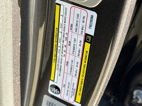 New 2026 RAM 1500 4x4 Crew Cab image 25