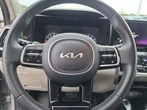 Certified 2023 Kia Sorento EX FWD image 21