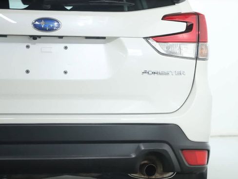 Used 2023 Subaru Forester Premium AWD/4WD image 48