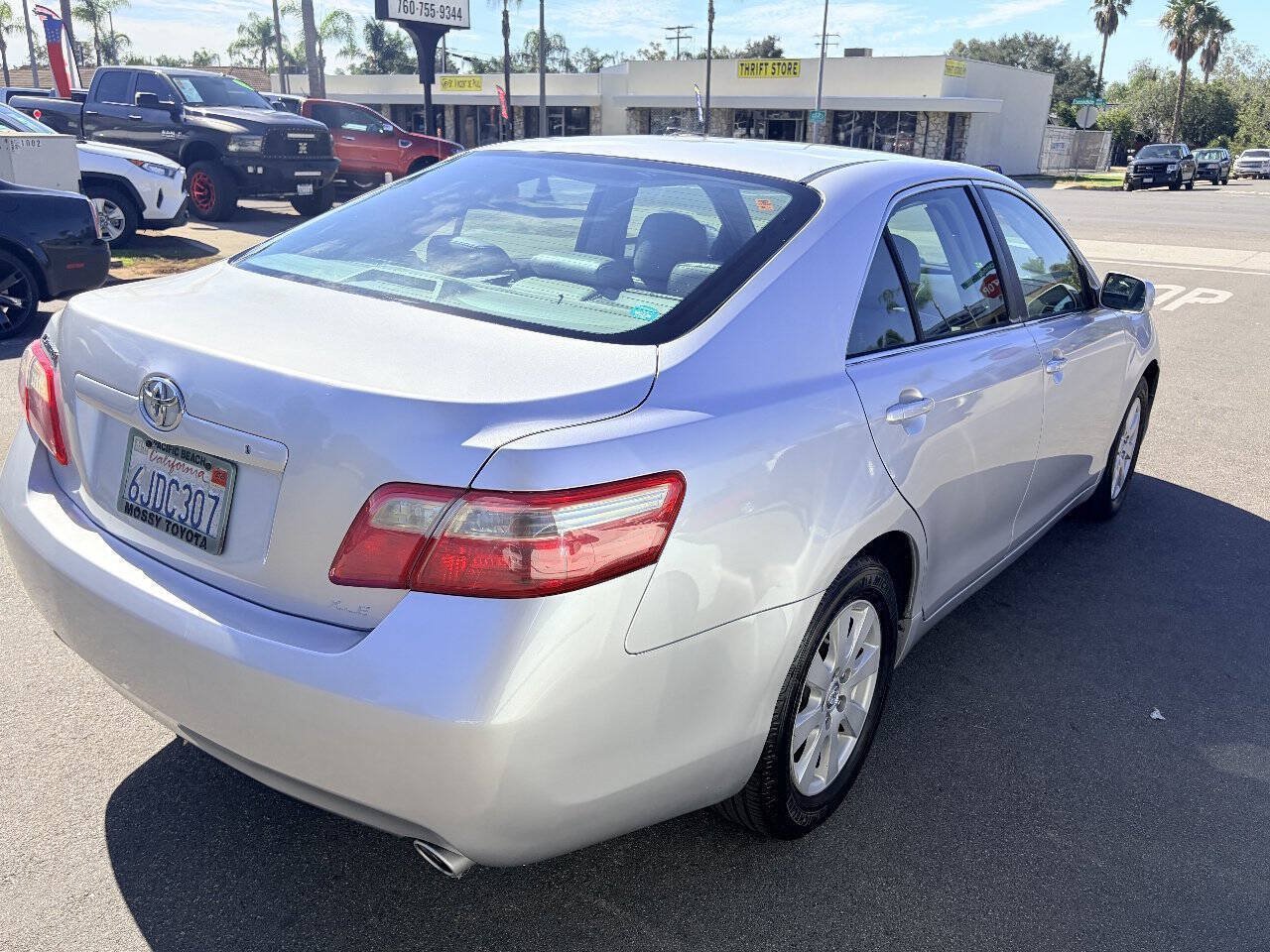 Used 2008 Toyota Camry XLE FWD image 7