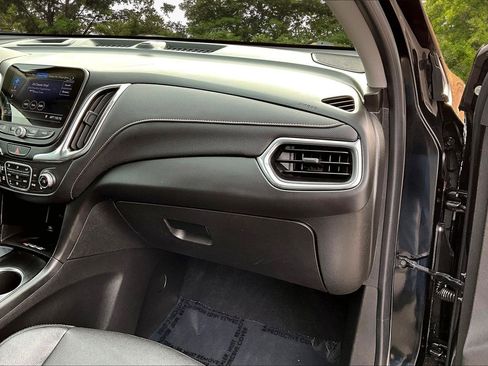 Used 2020 Chevrolet Equinox Premier w/ Premier Redline Edition image 27