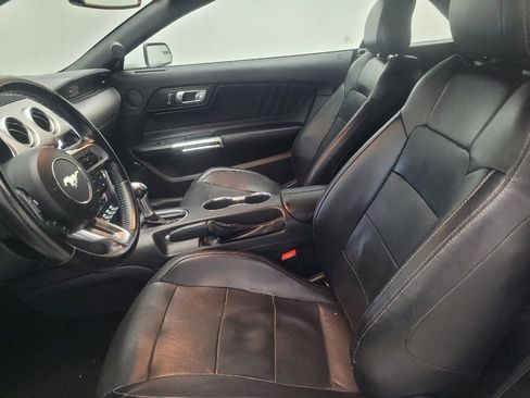 Used 2020 Ford Mustang Premium RWD image 17