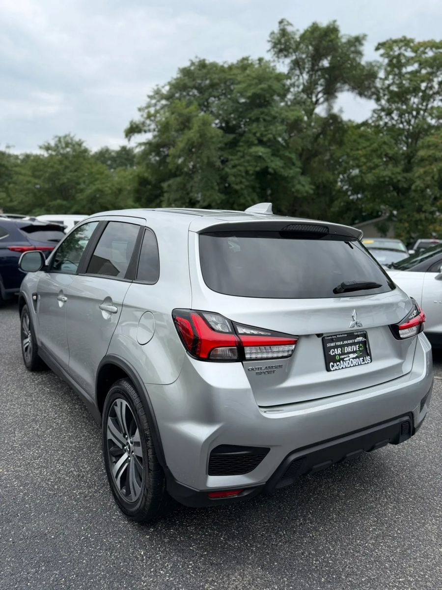 Used 2021 Mitsubishi Outlander Sport LE AWD/4WD image 3