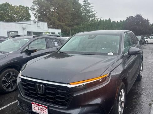 Used 2025 Honda CR-V LX image 1