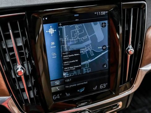 Used 2017 Volvo S90 T6 Inscription w/ Vision Package image 28