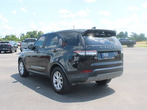 Used 2019 Land Rover Discovery SE AWD/4WD image 7