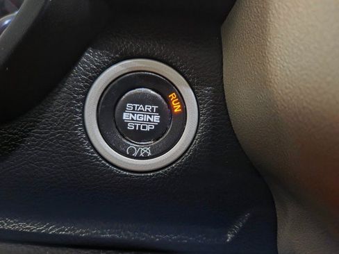 Used 2019 RAM 2500 Laramie AWD/4WD image 47