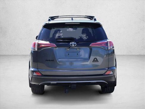 Used 2018 Toyota RAV4 Adventure AWD/4WD image 8