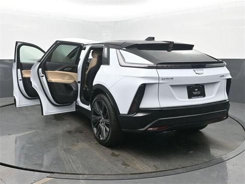 New 2026 Cadillac Lyriq Signature Sport image 56