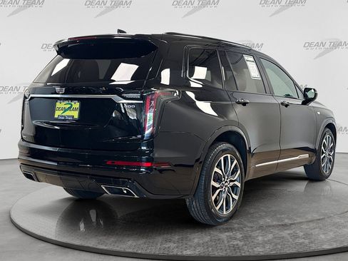 Used 2023 Cadillac XT6 Sport AWD/4WD image 4