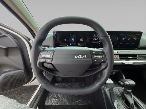 New 2026 Kia K4 EX FWD image 12
