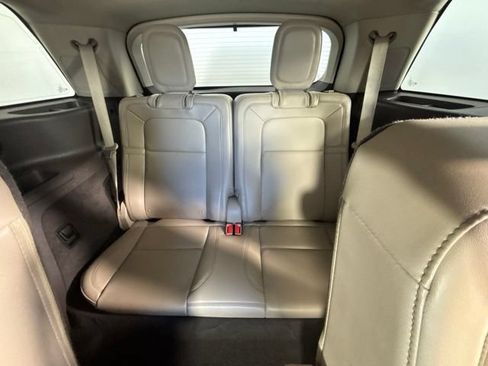 Used 2023 Lincoln Aviator Reserve w/ Equipment Group 201A AWD/4WD image 27