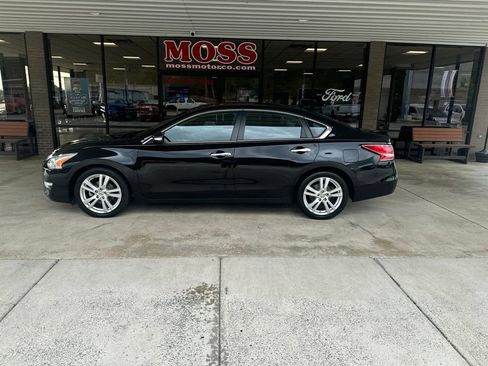 Used 2013 Nissan Altima 3.5 SL FWD image 7