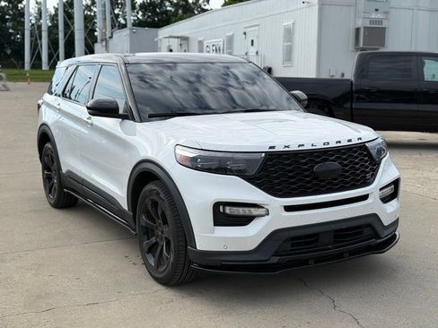 Used 2022 Ford Explorer ST w/ Equipment Group 401A AWD/4WD image 4