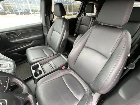 Used 2024 Honda Odyssey Sport image 15