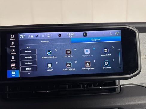 Used 2025 Jeep Wrangler Unlimited Sahara image 29