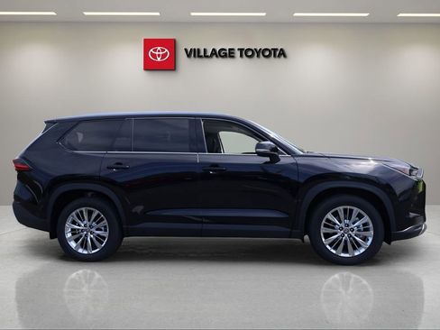 New 2026 Toyota Grand Highlander AWD image 6