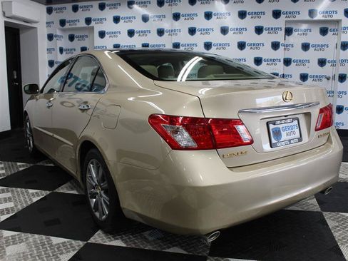 Used 2009 Lexus ES 350 w/ Ultra Luxury Pkg FWD image 2