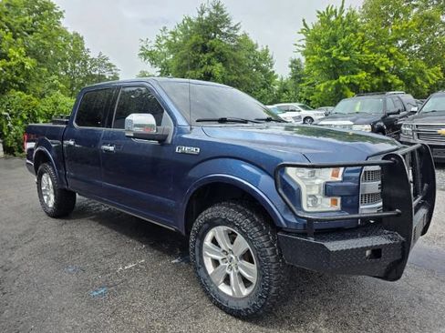 Used 2016 Ford F150 Platinum w/ Equipment Group 701A Luxury AWD/4WD image 3