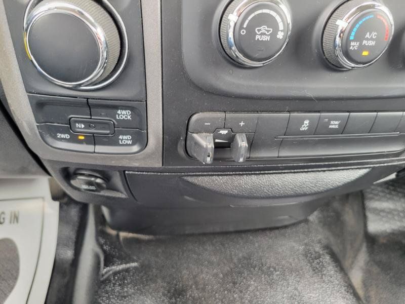 Used 2016 RAM 1500 Tradesman w/ Power & Remote Entry Group AWD/4WD image 33