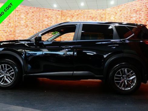 Certified 2023 Nissan Rogue S image 4