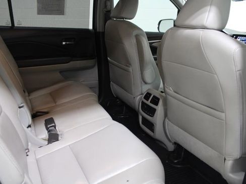 Used 2022 Honda Pilot Special Edition image 31