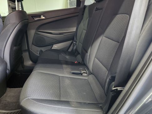 Used 2020 Hyundai Tucson SE image 19