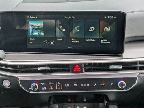 New 2026 Kia Sorento S w/ S Panoramic Sunroof Package FWD image 18