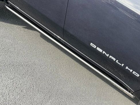 Used 2024 GMC Sierra 2500 Denali Ultimate image 18