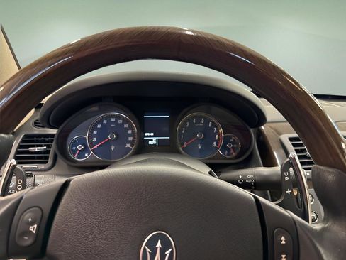 Used 2011 Maserati Quattroporte S image 8