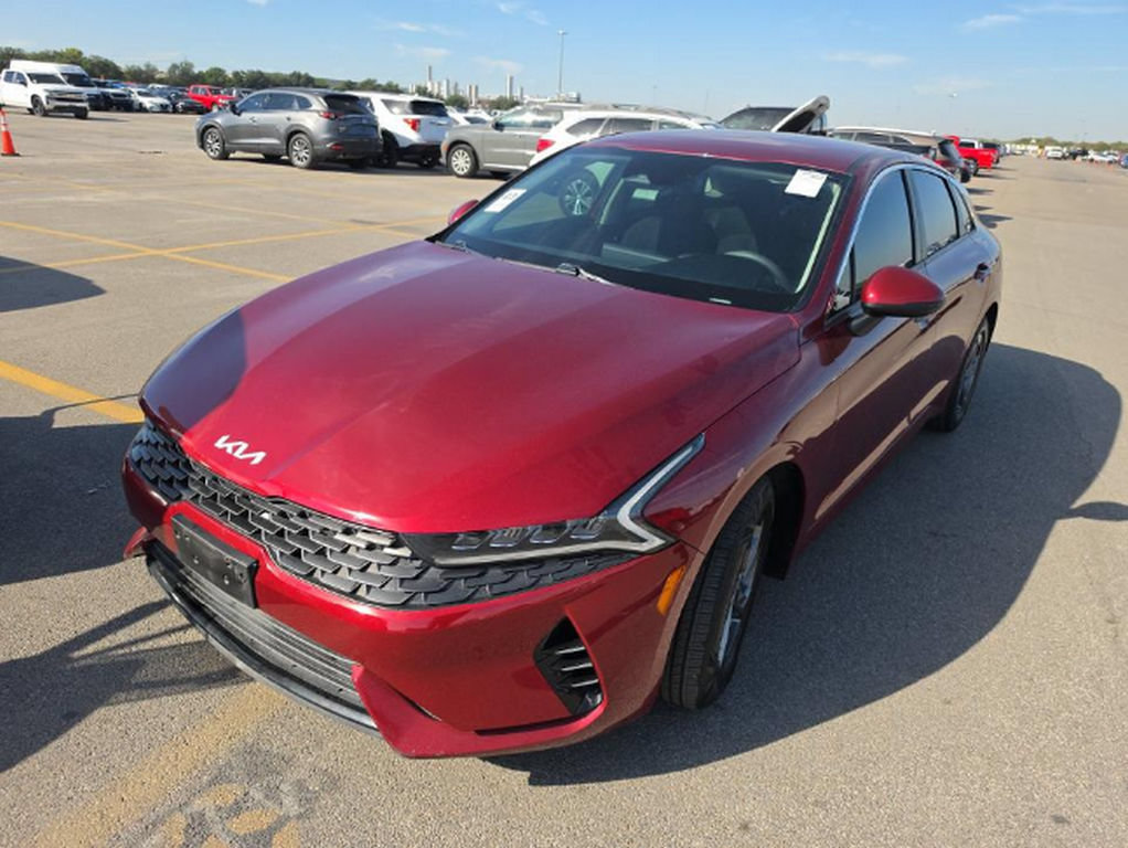 Used 2022 Kia K5 LX FWD image 2