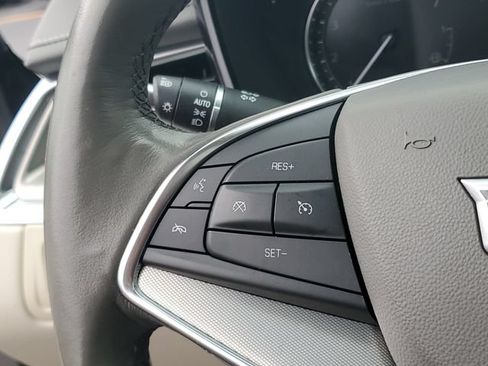 Certified 2023 Cadillac XT5 Premium Luxury w/ LPO, Floor Liner Package FWD image 17