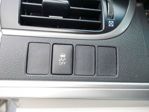 Used 2012 Toyota Camry LE image 17