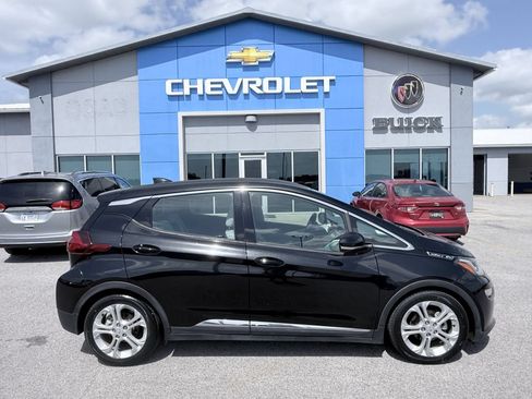 Used 2017 Chevrolet Bolt LT FWD image 3