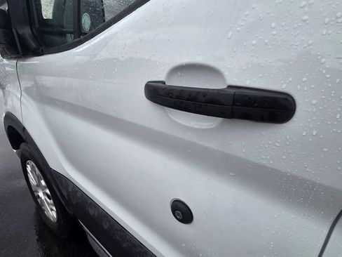 Used 2024 Ford Transit 350 XLT RWD image 19