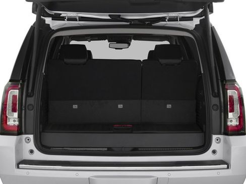 Used 2018 GMC Yukon Denali w/ Open Road Package image 15