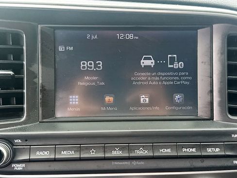 Used 2020 Hyundai Elantra Value Edition w/ Cargo Package (C1) FWD image 16