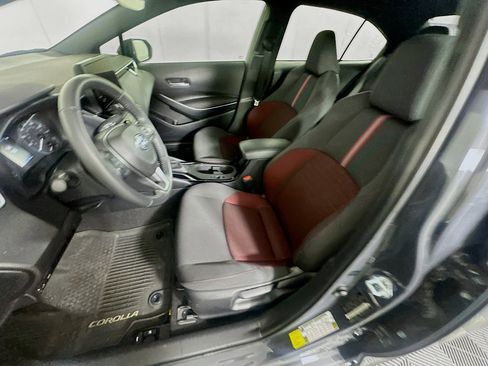 Used 2024 Toyota Corolla SE FWD image 13